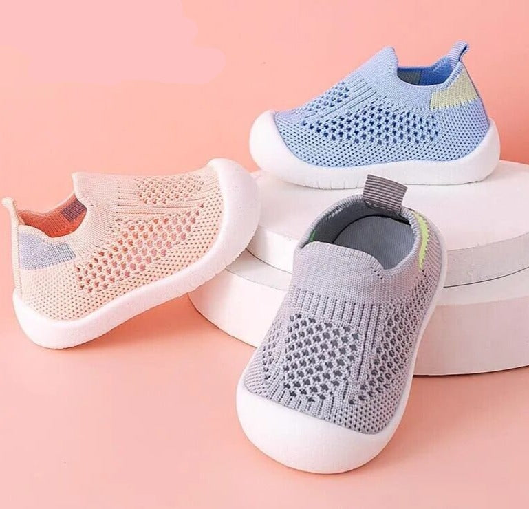 Baskets en maille pour bébé