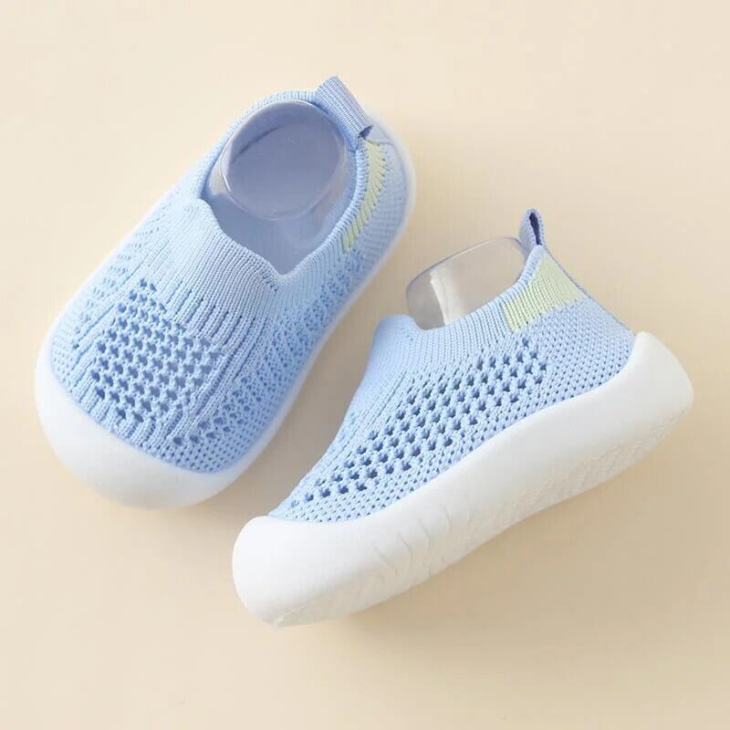 Baskets en maille pour bébé