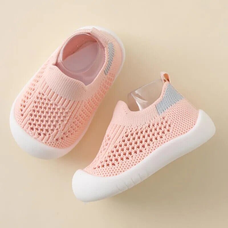 Baskets en maille pour bébé