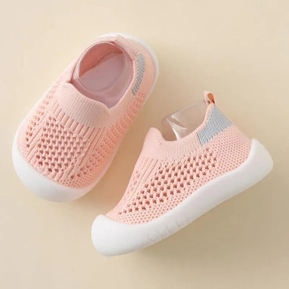 Baskets en maille pour bébé